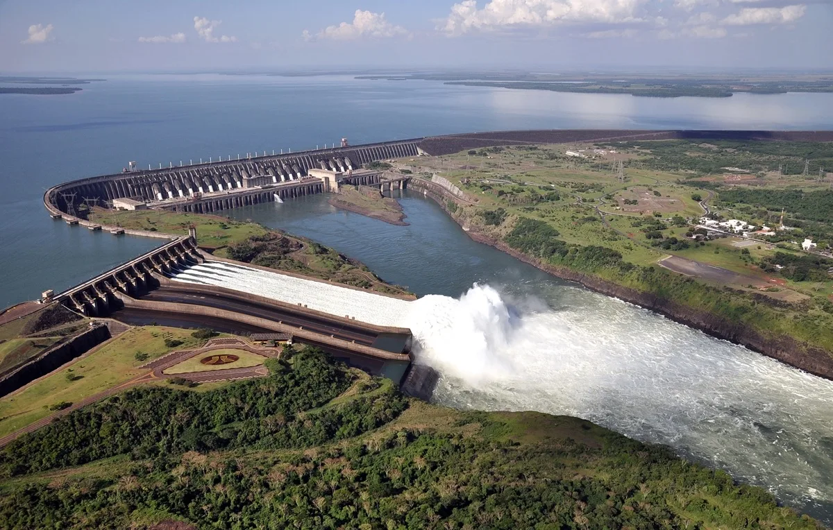 Itaipú hydroelectric complex